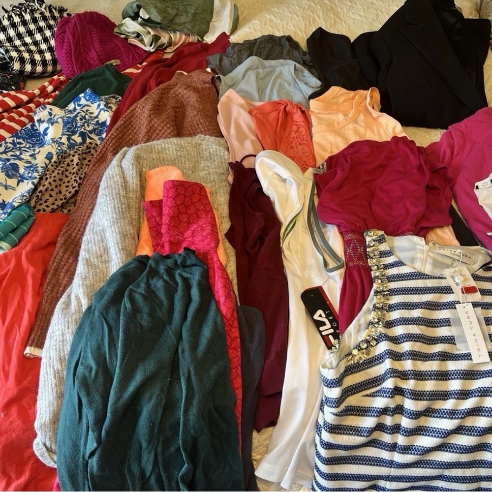 Women’s Clothing Lot.  30 Pieces.  Some Nwt.  Trina Turk Jcrew Fila Columbia M/L